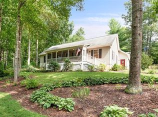 27 Woodland Dr, Fairview, NC 28730