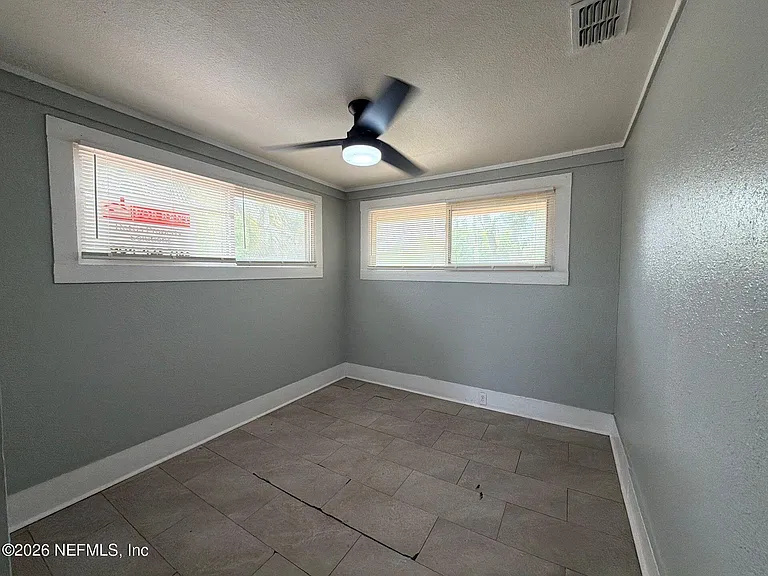 7210 Elwood Ave — Photo 7