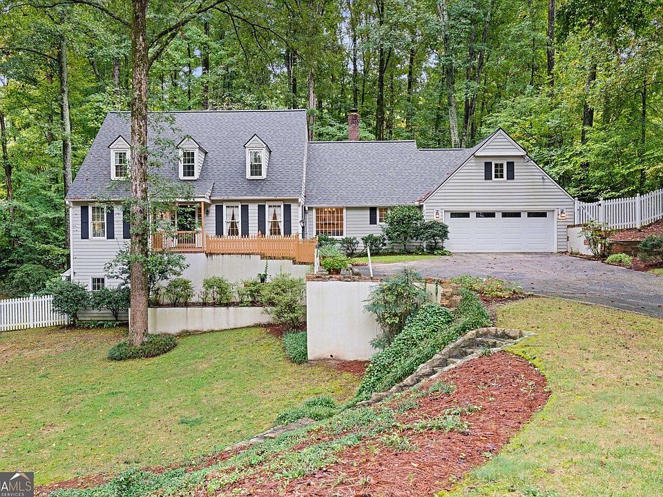 1st image of 260 Burdette Rd NW