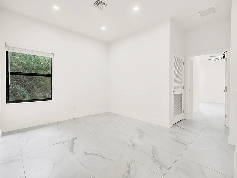 407 Bella Sol Way — Photo 20