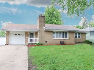 3 Knollcrest Ct, Normal, IL 61761