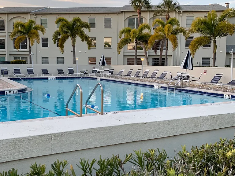 2700 Bayshore Blvd #3 — Photo 29