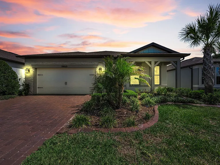 19865 Sea Glass Cir — Photo 4