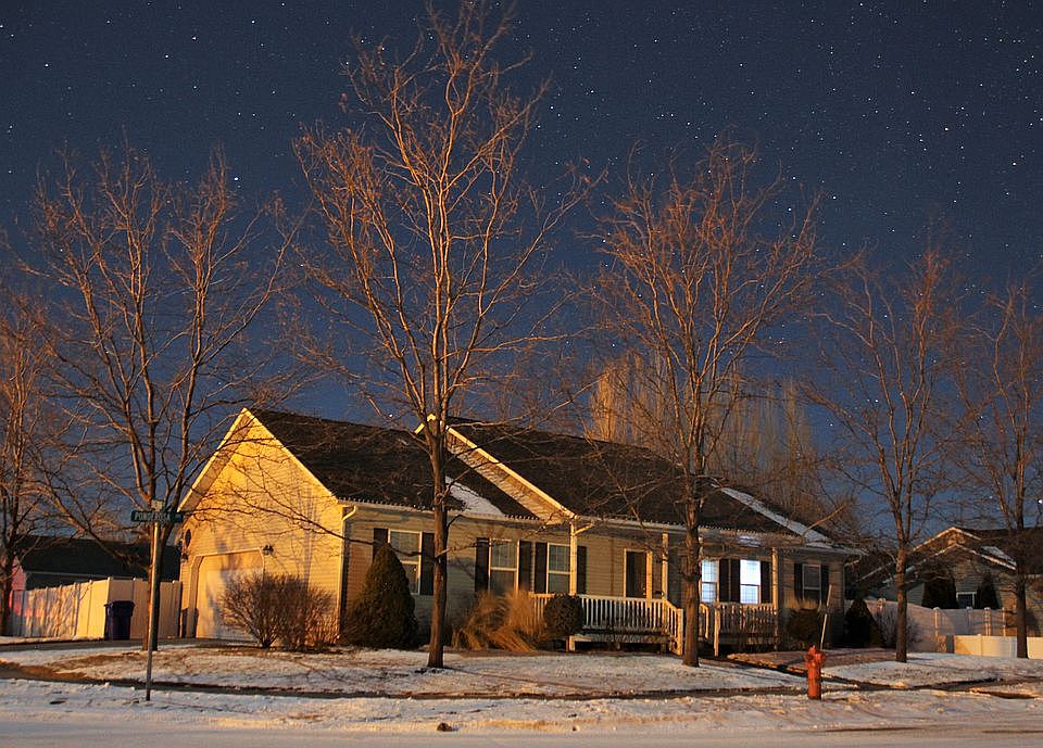 1st image of 124 Ponderosa Ave