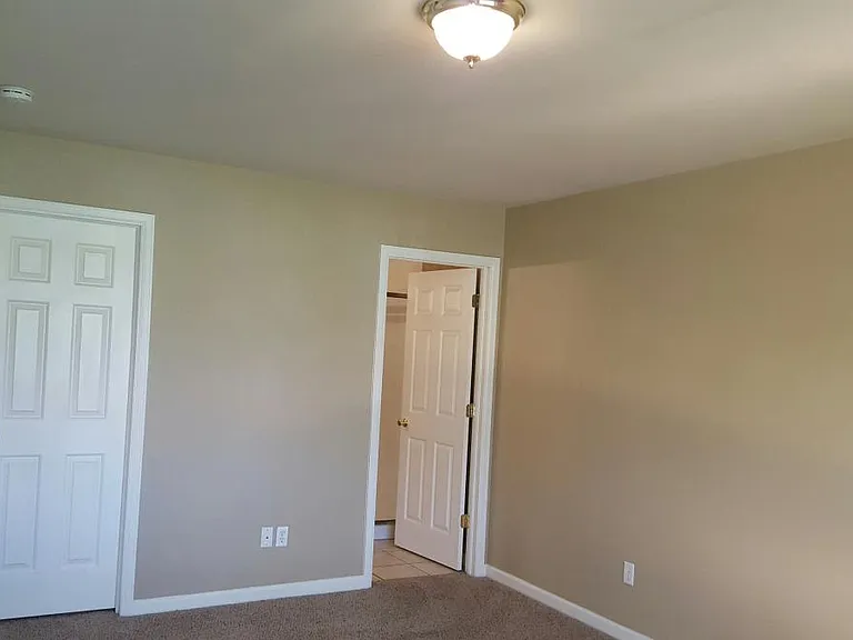 590 Depew Ct — Photo 6