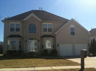 10 Chancellor Park Dr, Mays Landing, NJ 08330