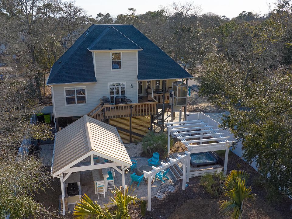 1st image of 1808 W Oak Island Drive