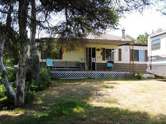 1st image of 1625 NW Powe Dr