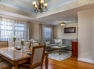 157-58 17th Ave, Whitestone, NY 11357