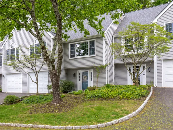 120 Prospect Street APT 2, Ridgefield, CT 06877