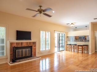 13 Chapel Hill Cir #13, San Antonio, TX 78240