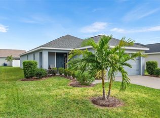 220 Saint Georges Cir, Eagle Lake, FL 33839