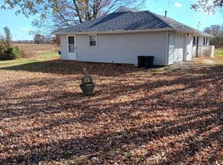 1875 Lick Creek Rd, Buncombe, IL 62912