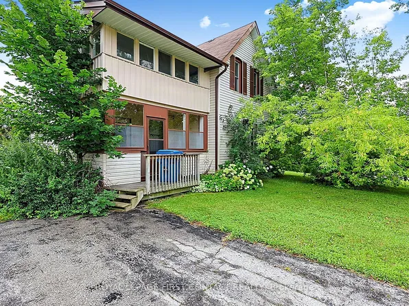 43 Fittons Rd W, Orillia, ON L3V 3T7