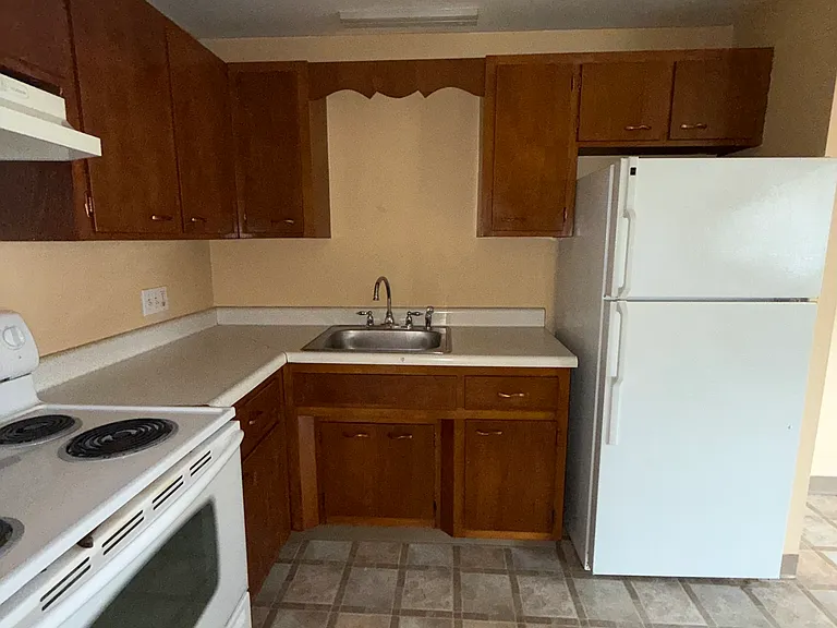 44 Johnson Rd #18 — Photo 6