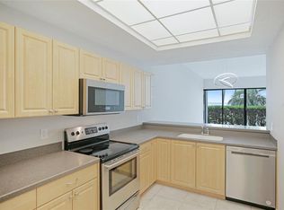 988 Boulevard Of The Arts APT 115, Sarasota, FL 34236