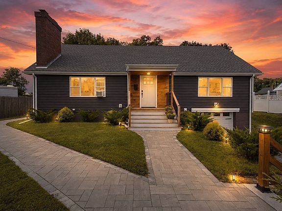 4th image of 59 Racicot Ave