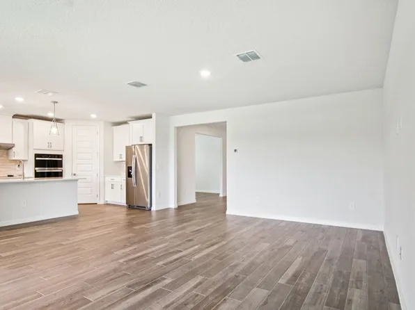 36712 Melstone Way, Zephyrhills, FL 33541