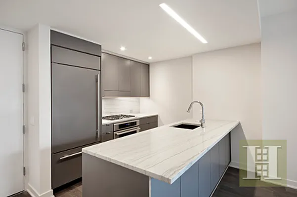Rented by Halstead Real Estate | media 24