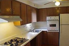 2nd image of 3412 Kaufmann Ave