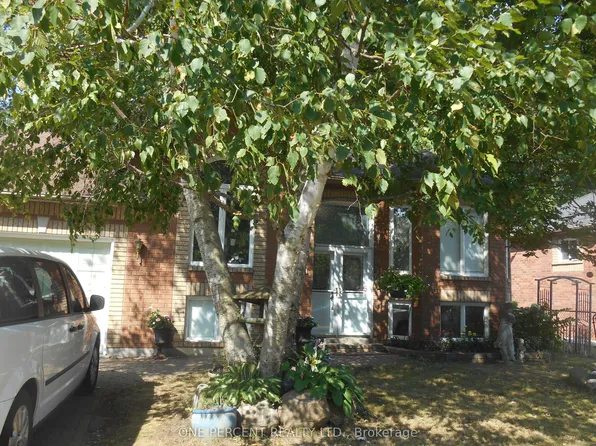 22 Brillinger Dr, Wasaga Beach, ON L9Z 1L4