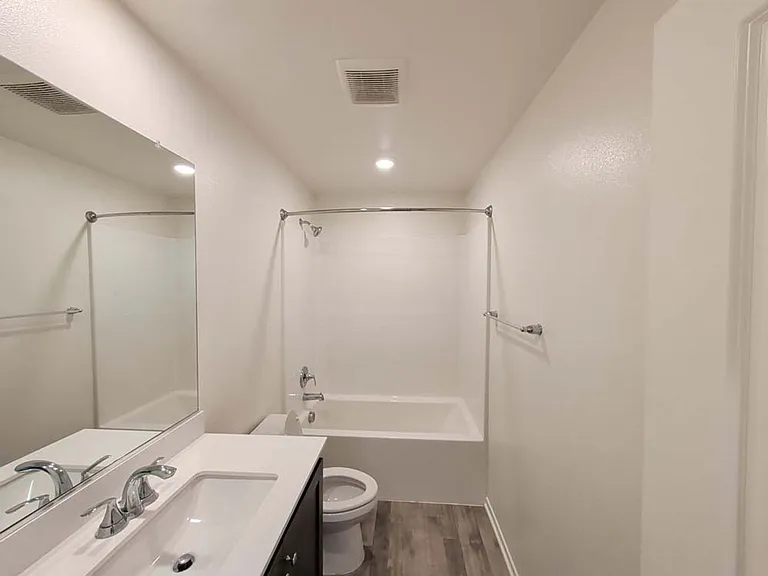 295 Fuerte Dr — Photo 26