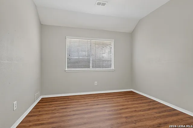 6635 Shady Bend Dr — Photo 16