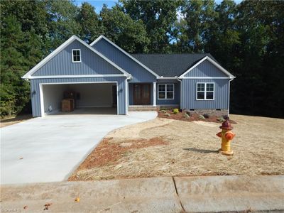 142 N Port Dr, Lexington, NC, 27292