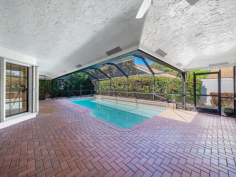 6005 Buena Vista Ct — Photo 42