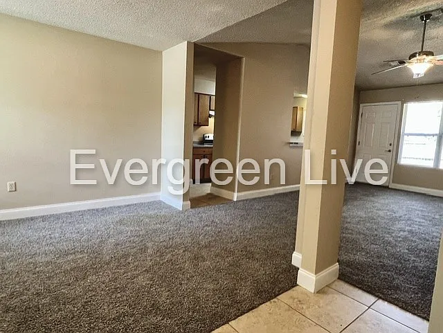 110 Willow Gardens Ct — Photo 3