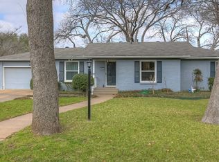 10 Brook Forest Ln, Hurst, TX 76053