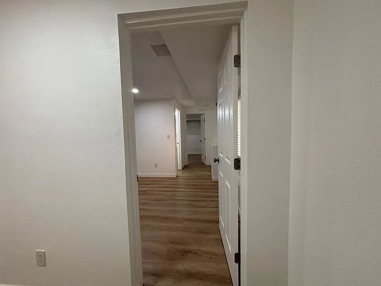 308 E 4th St #308B — Photo 2