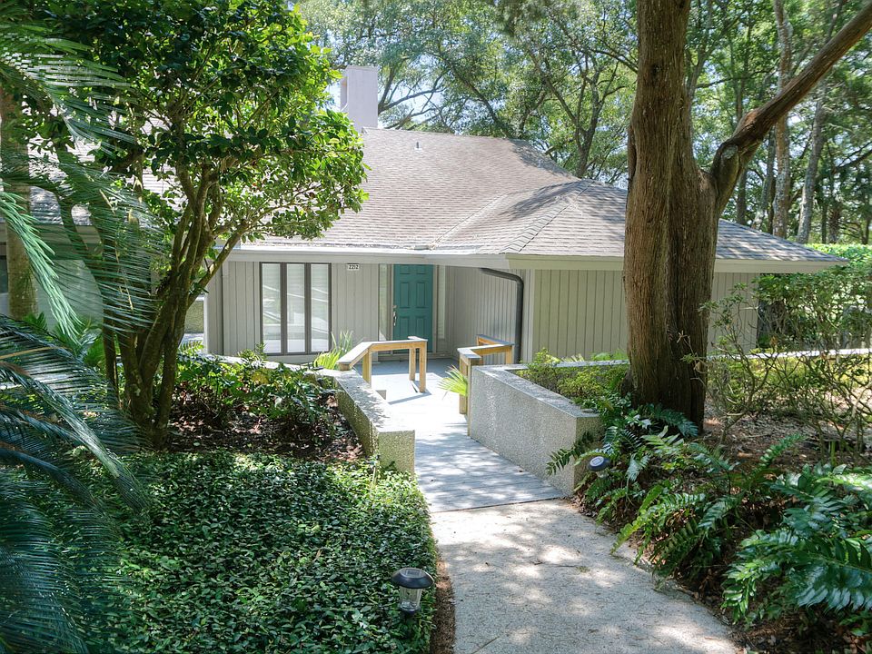 1st image of 2212 Boxwood Ln