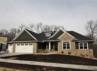 4000 Cedar Grove Ct NE, Cedarrapids, IA 52411