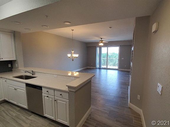 2nd image of 2 Riverwalk Dr #403