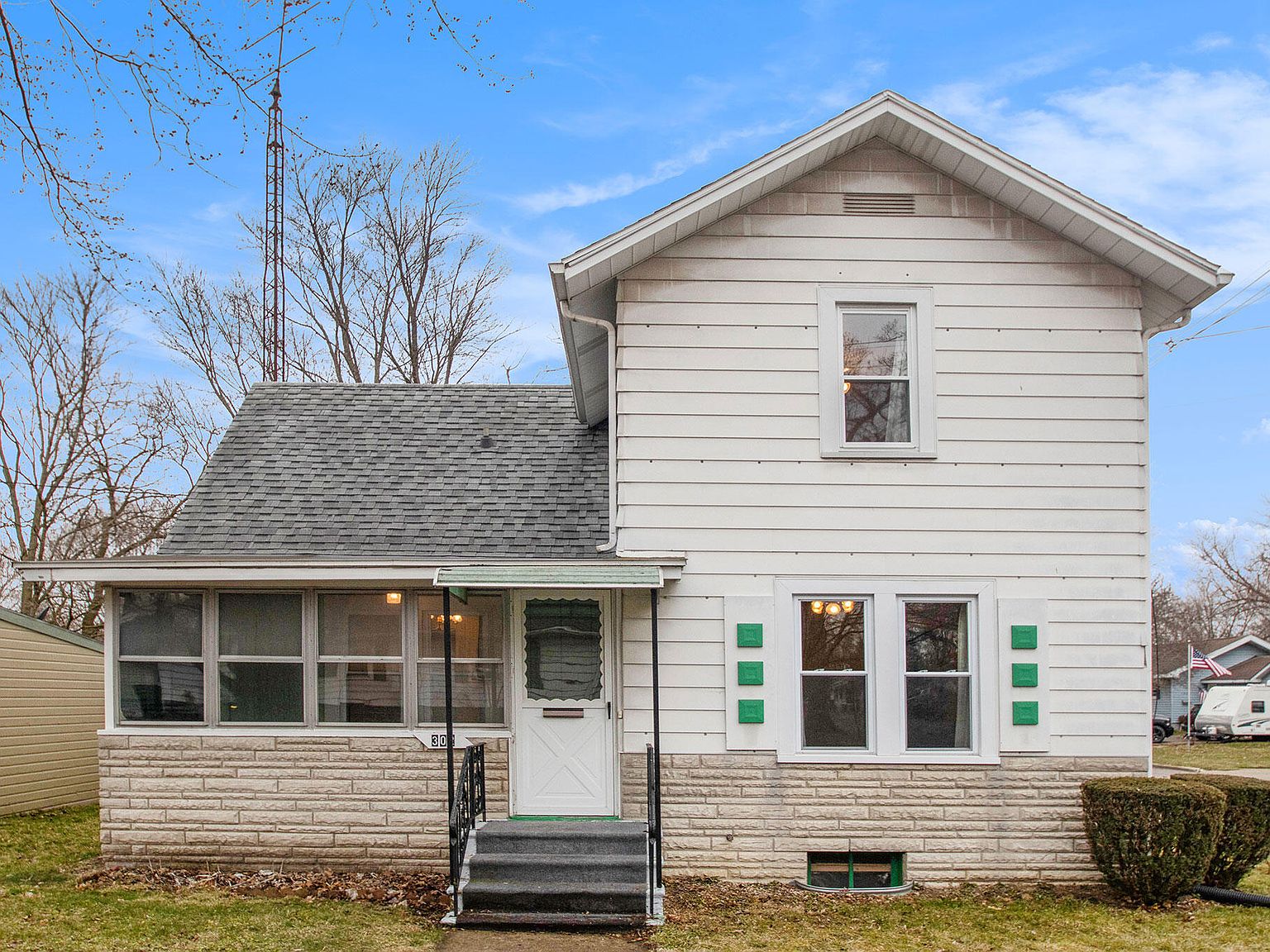 302 S 15th St, Niles, MI 49120 Zillow