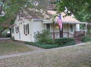 11820 Cherry Rd, Fredericksburg, VA 22407