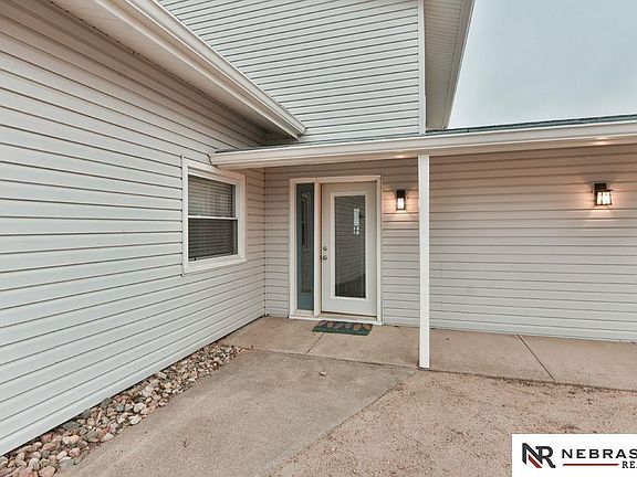 4th image of 980 County Road West S #87