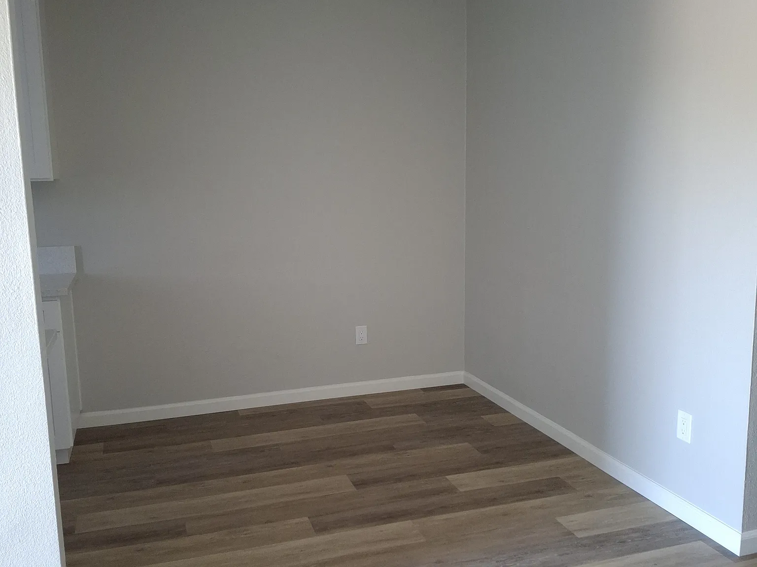 2 bed, 820 sqft, $1,995 — Photo 3