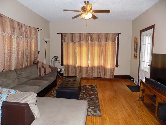 5th image of 3234 Oliver Ave N