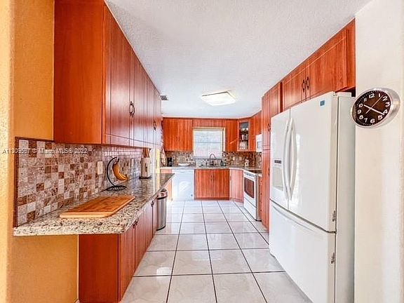 5th image of 14532 NW 88th Pl