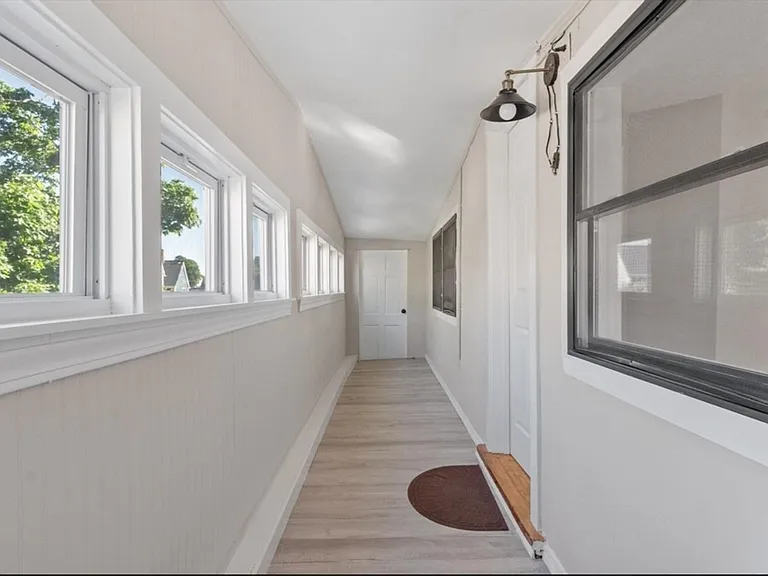 176 Washington St — Photo 15