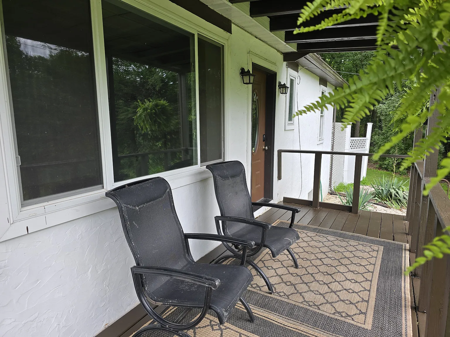 2 bed, 1426 sqft, $1,900 — Photo 2