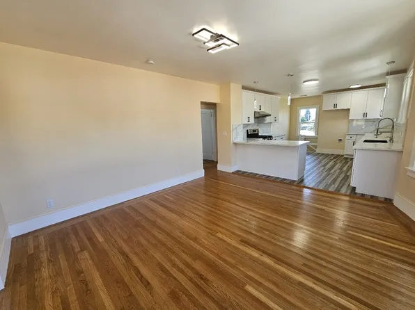 481 Van Dyke Ave #1, Oakland, CA 94606