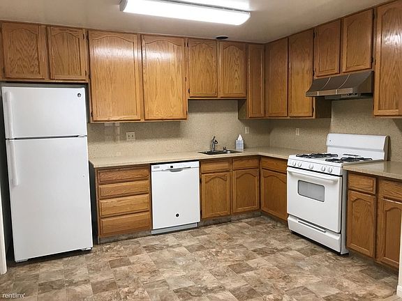 5th image of 467 19th Ave APT 1
