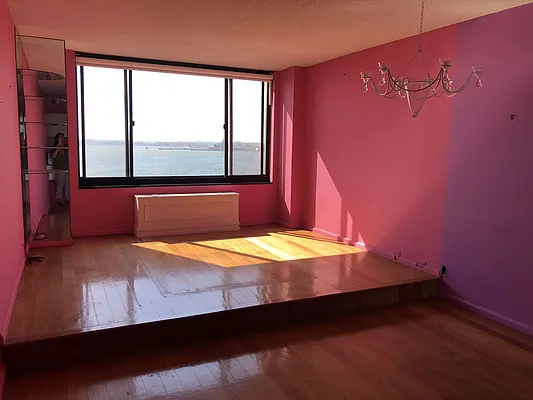 Rented by New York Residence | media 10