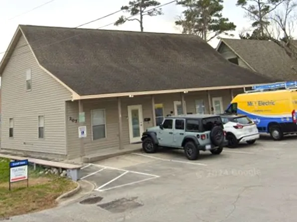 207 N 35th St #C, Morehead City, NC 28557