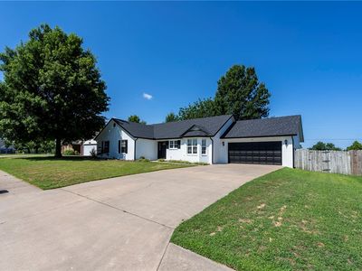 104 SW Apple Blossom, Bentonville, AR, 72712