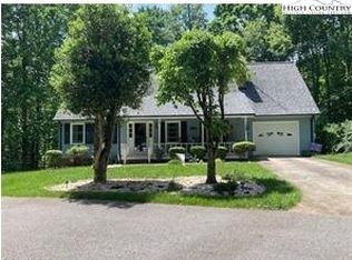 245 Hemlock Ln, Moravian Falls, NC 28654