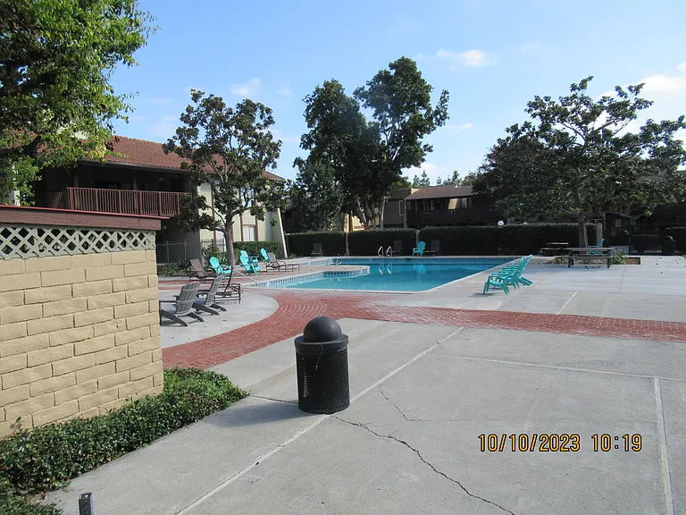 1030 W Macarthur Blvd #154 — Photo 28